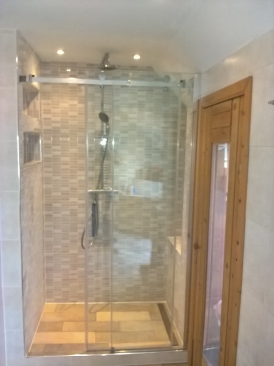 Sjaak doet het zelf badkamer