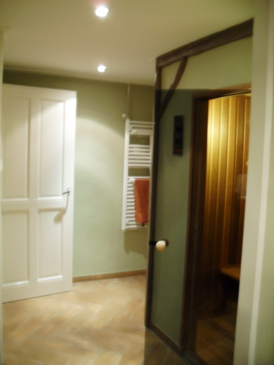 Sjaak doet het zelf badkamer